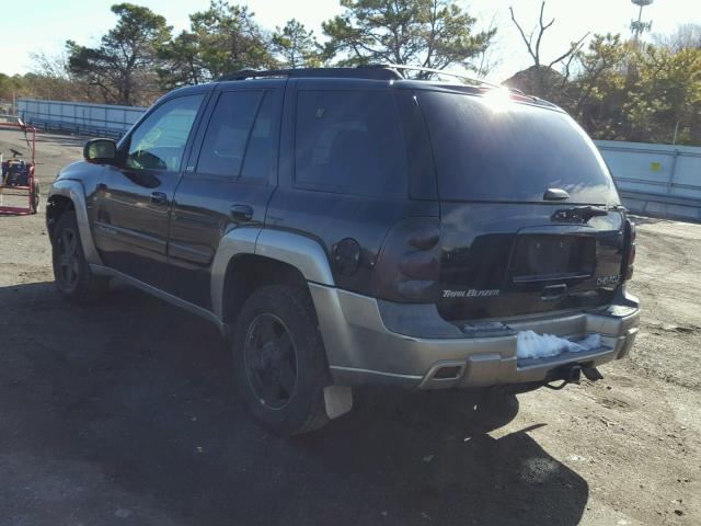 1GNDT13S722234839 - 2002 CHEVROLET TRAILBLAZE BLACK photo 3