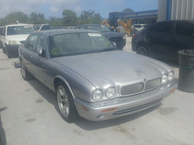 SAJDA15B2YMF13225 - 2000 JAGUAR XJR SILVER photo 1