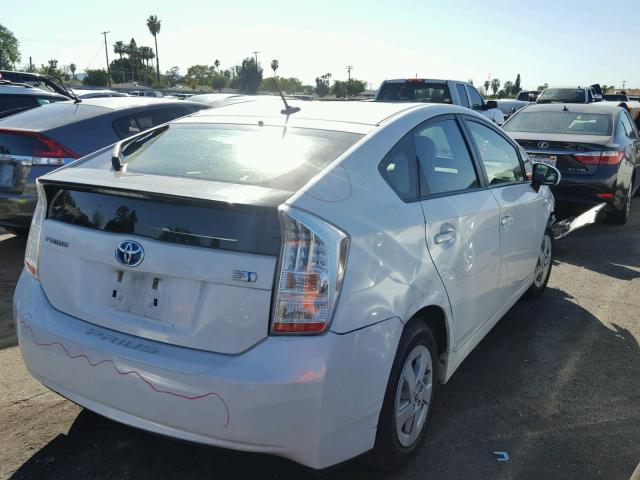 JTDKN3DU3B5324591 - 2011 TOYOTA PRIUS WHITE photo 4