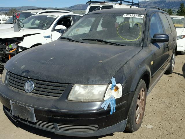 WVWNA63B1XE228265 - 1999 VOLKSWAGEN PASSAT GLS BLACK photo 2