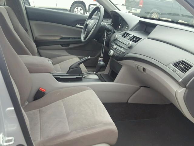 1HGCP26359A185998 - 2009 HONDA ACCORD LX SILVER photo 5