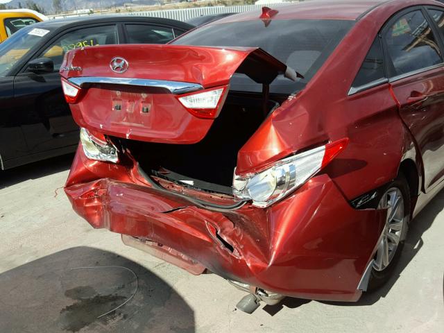 5NPEB4ACXDH659485 - 2013 HYUNDAI SONATA GLS RED photo 9