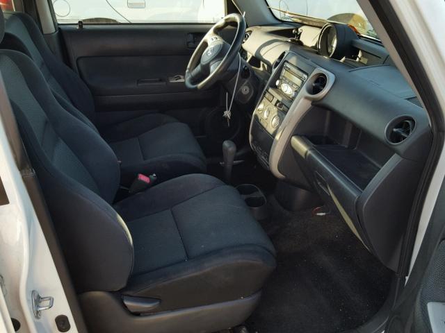 JTLKT324764070165 - 2006 TOYOTA SCION XB 白色 照片 5