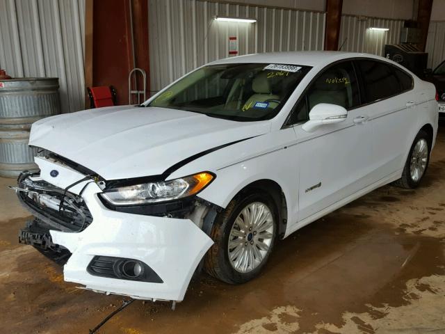 3FA6P0LU0ER262067 - 2014 FORD FUSION SE WHITE photo 2