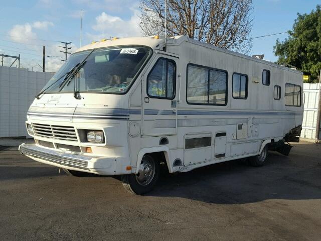 1GDKP37W3K3500408 - 1989 GMC MOTOR HOME WHITE photo 2