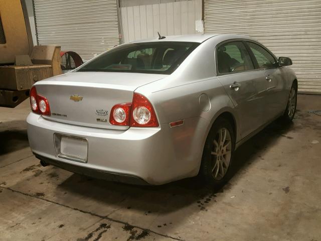 1G1ZE5E06AF147252 - 2010 CHEVROLET MALIBU LTZ 银色 照片 4