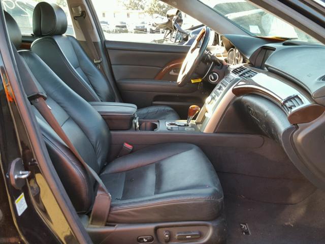 JH4KB16505C012133 - 2005 ACURA RL შავი ფოტო 5