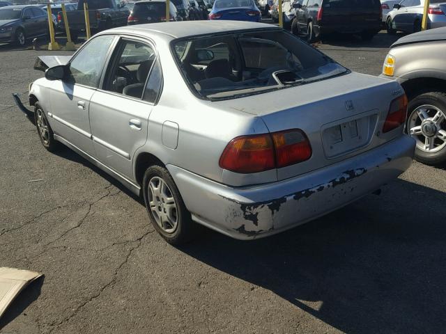 2HGEJ6618XH528804 - 1999 HONDA CIVIC BASE SILVER photo 3