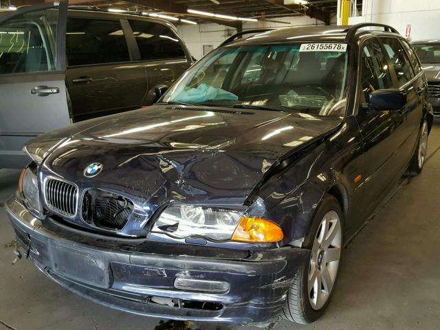 WBAAW33431ET40781 - 2001 BMW 325 IT BLUE photo 2