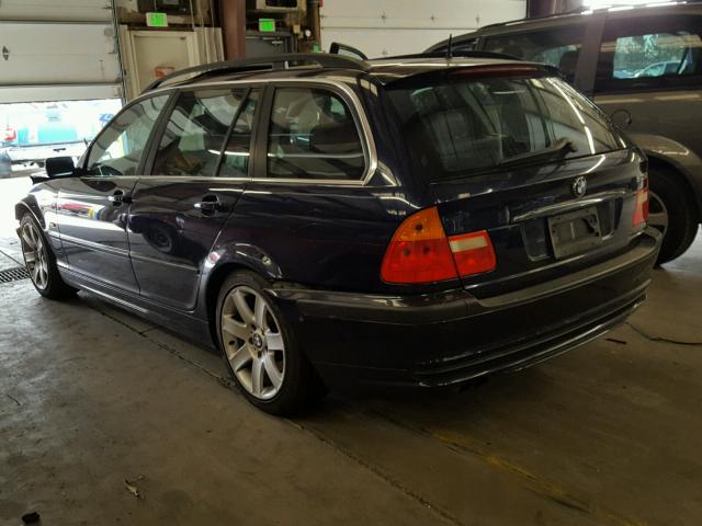 WBAAW33431ET40781 - 2001 BMW 325 IT BLUE photo 3