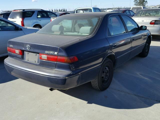 JT2BG22K0V0062559 - 1997 TOYOTA CAMRY LE BLUE photo 4