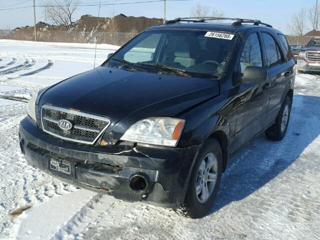 KNDJC733355392105 - 2005 KIA SORENTO EX BLACK photo 2