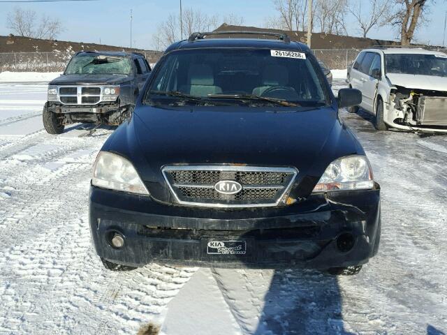 KNDJC733355392105 - 2005 KIA SORENTO EX BLACK photo 9