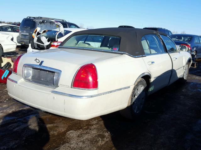 1LNHM85WX4Y673738 - 2004 LINCOLN TOWN CAR U CREAM photo 4