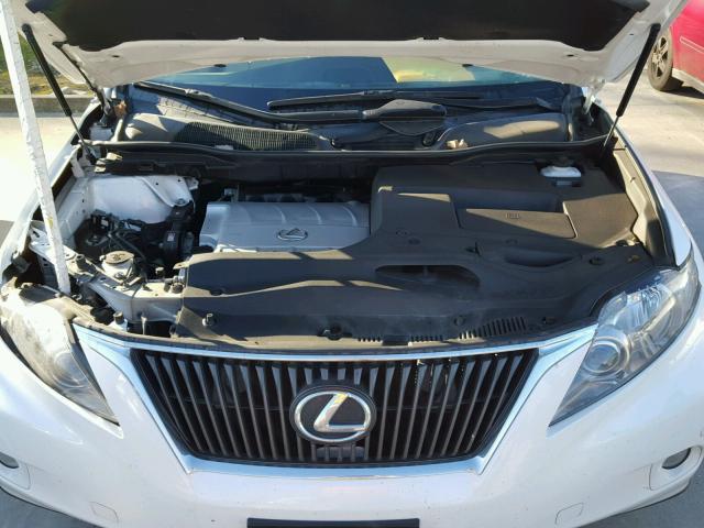 2T2ZK1BA0BC047790 - 2011 LEXUS RX 350 WHITE photo 7