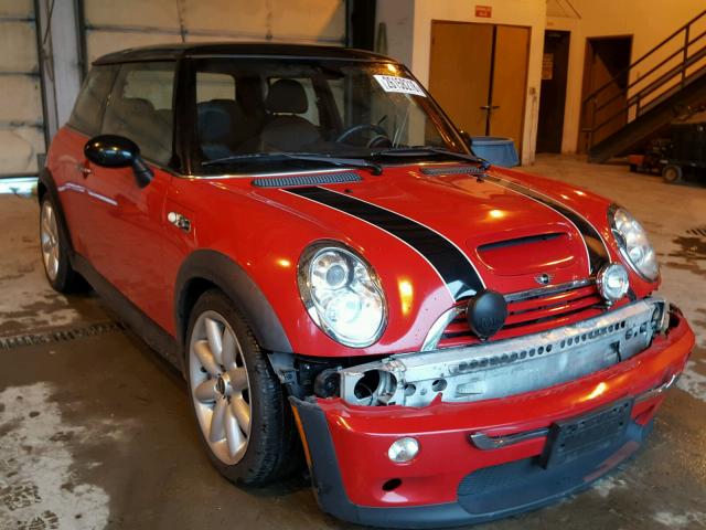 WMWRE335X6TJ34858 - 2006 MINI COOPER S RED photo 1