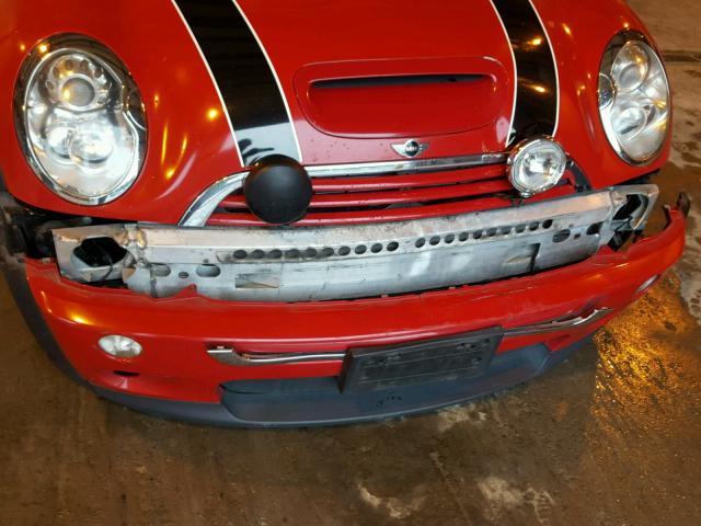 WMWRE335X6TJ34858 - 2006 MINI COOPER S RED photo 9