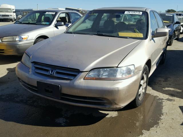 JHMCG66002C003645 - 2002 HONDA ACCORD EX GOLD photo 2