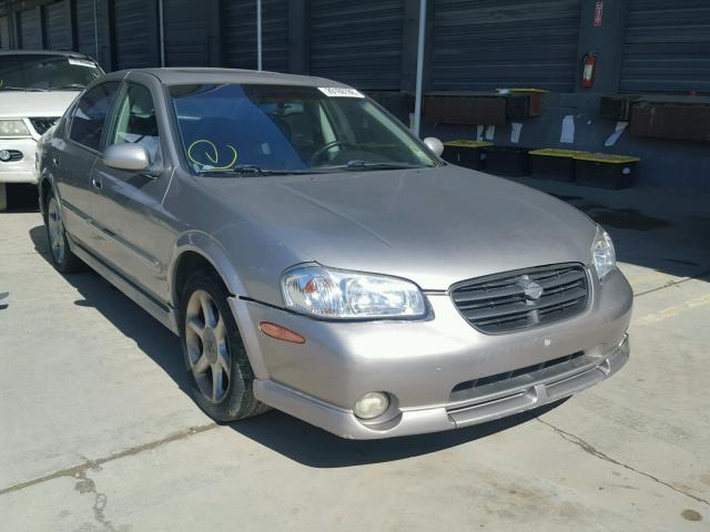 JN1CA31D21T828115 - 2001 NISSAN MAXIMA GXE SILVER photo 1