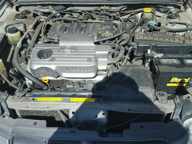 JN1CA31D21T828115 - 2001 NISSAN MAXIMA GXE SILVER photo 7