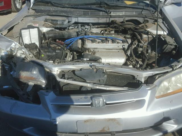 3HGCG6658YG705118 - 2000 HONDA ACCORD LX SILVER photo 7