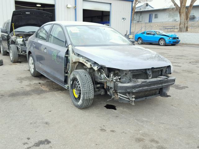 3VW2K7AJ1CM385067 - 2012 VOLKSWAGEN JETTA BASE ნაცრისფერი ფოტო 1