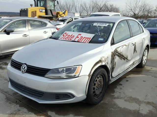 3VW2K7AJ2CM385305 - 2012 VOLKSWAGEN JETTA BASE SILVER photo 2