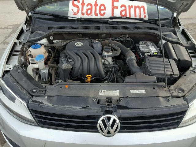 3VW2K7AJ2CM385305 - 2012 VOLKSWAGEN JETTA BASE ვერცხლისფერი ფოტო 7