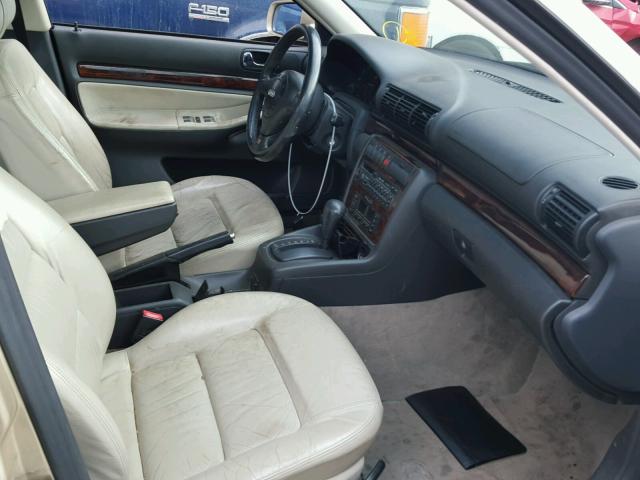 WAUDA88D7VA072073 - 1997 AUDI A4 2.8 TAN photo 5