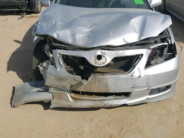 4T1BK46K97U031426 - 2007 TOYOTA CAMRY NEW SILVER photo 7