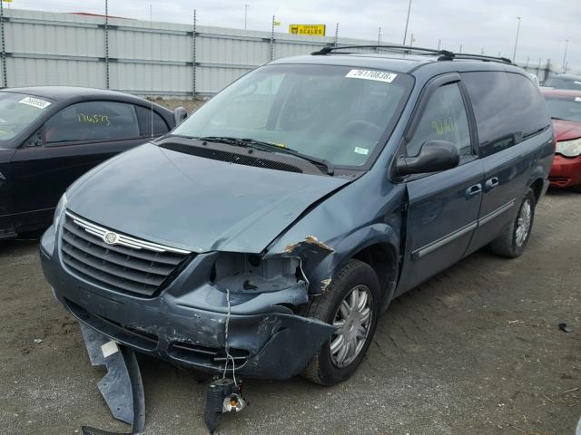 2A4GP54L77R262149 - 2007 CHRYSLER TOWN & COU BLUE photo 2