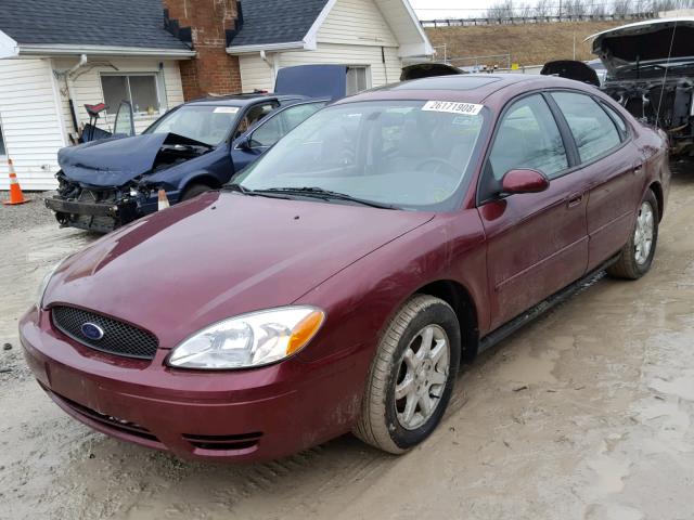 1FAFP56U37A144360 - 2007 FORD TAURUS SEL RED photo 2