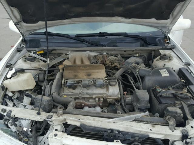 JT2BF28K5X0180149 - 1999 TOYOTA CAMRY LE WHITE photo 7