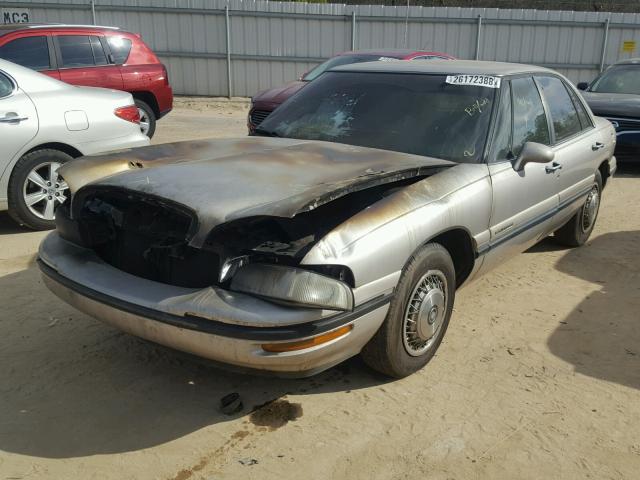 1G4HP52K7WH448476 - 1998 BUICK LESABRE CU SILVER photo 2