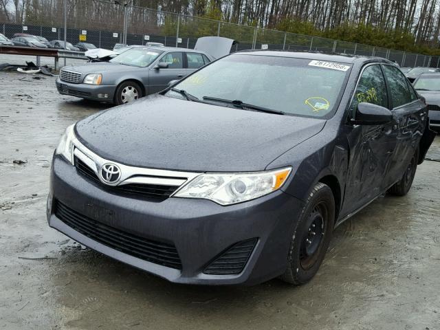 4T4BF1FK4CR172522 - 2012 TOYOTA CAMRY BASE GRAY photo 2