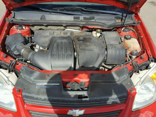 1G1AK52F357582406 - 2005 CHEVROLET COBALT RED photo 7