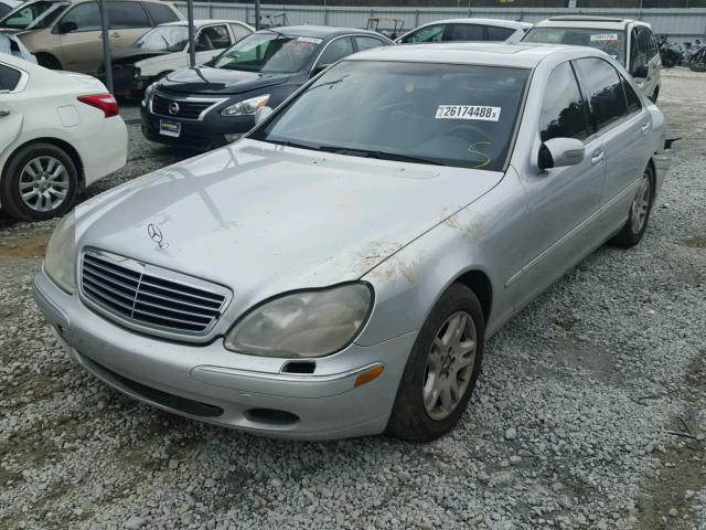 WDBNG75J9YA122324 - 2000 MERCEDES-BENZ S 500 SILVER photo 2