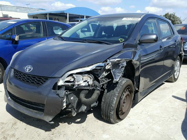 2T1KU40E29C019183 - 2009 TOYOTA COROLLA MA GRAY photo 2