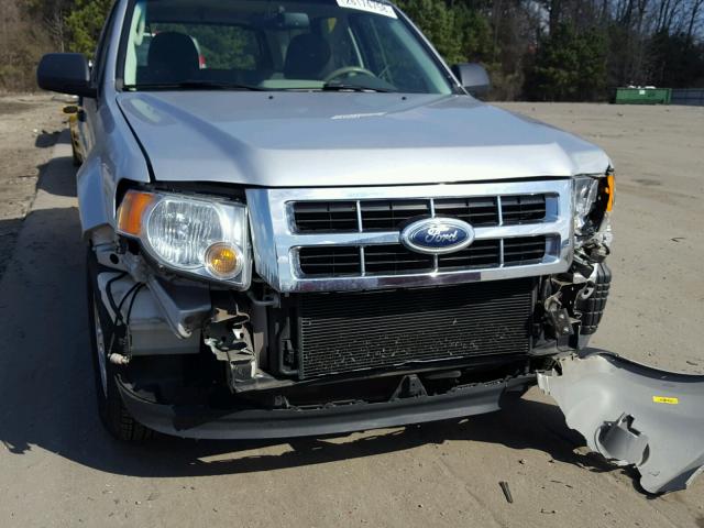 1FMCU0C78CKB38271 - 2012 FORD ESCAPE XLS SILVER photo 9