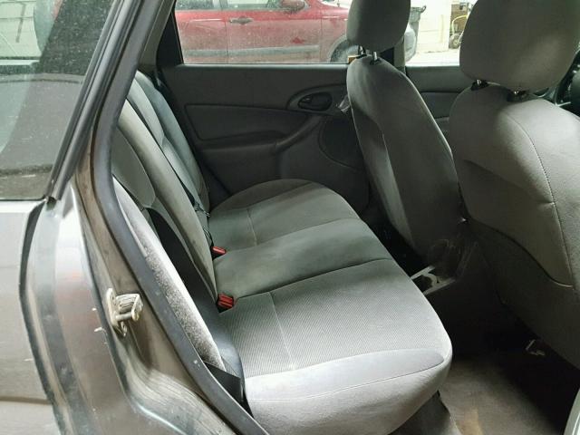 1FAFP36332W234857 - 2002 FORD FOCUS SE GRAY photo 6