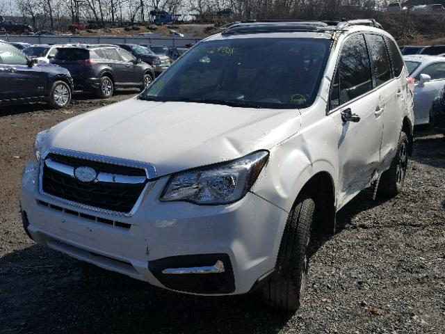 JF2SJAEC9JH412811 - 2018 SUBARU FORESTER 2 WHITE photo 2