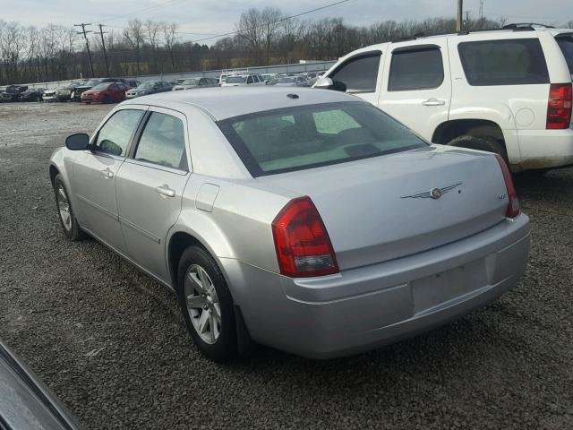 2C3LA43R87H873257 - 2007 CHRYSLER 300 SILVER photo 3