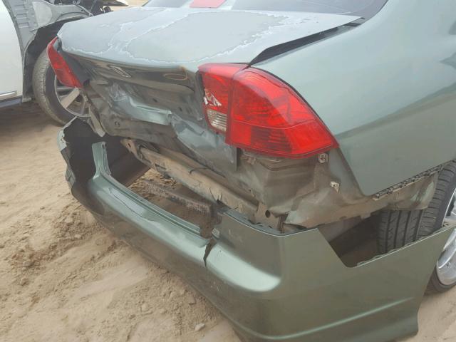 2HGES16574H594128 - 2004 HONDA CIVIC LX GRAY photo 9