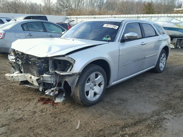 2D4FV47V57H756405 - 2007 DODGE MAGNUM SXT GRAY photo 2