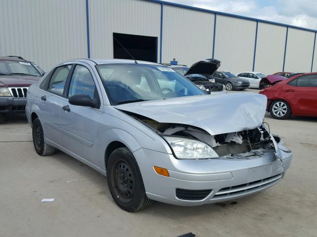 1FAFP34N57W256404 - 2007 FORD FOCUS ZX4 SILVER photo 1