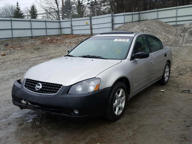 1N4AL11D55C203156 - 2005 NISSAN ALTIMA S GRAY photo 2