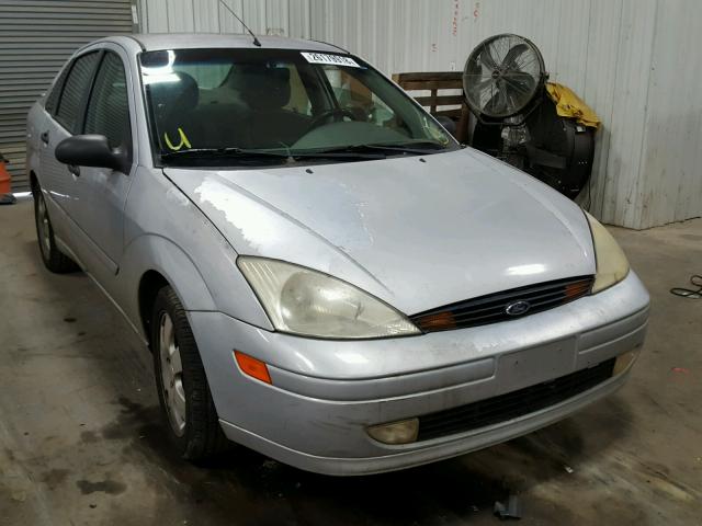 1FAFP383X2W146322 - 2002 FORD FOCUS ZTS SILVER photo 1