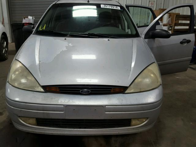 1FAFP383X2W146322 - 2002 FORD FOCUS ZTS SILVER photo 7