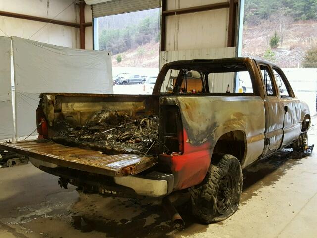 1GCHK29U72E158968 - 2002 CHEVROLET SILVERADO BURN photo 4