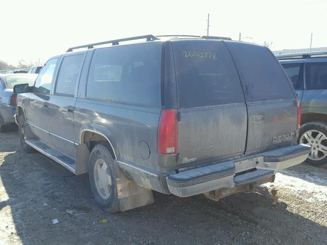 1GNFK16R5XJ391464 - 1999 CHEVROLET SUBURBAN K GRAY photo 3